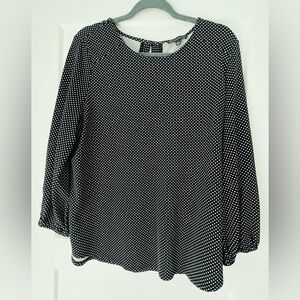 EUC Adrianna Papell Black and White Polka Dot Blouse,‎ Large